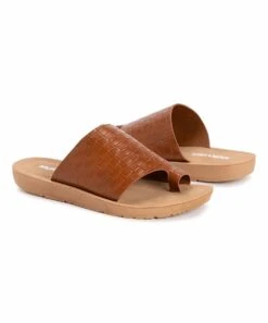 New ✔️ MUK LUKS Cognac About Face ???? Sandal - ???? Women ✨