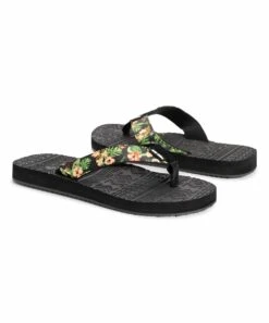 Coupon ???? MUK LUKS Black & Green Floral Emma Flip-Flop - ???? Women ⭐
