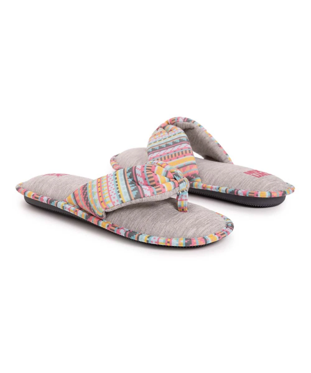 Brand new ✔️ MUK LUKS Pink Geometric Dawna Thong Slipper - ???? Women ???? 1 Brand new ✔️ MUK LUKS Pink Geometric Dawna Thong Slipper - ???? Women ????